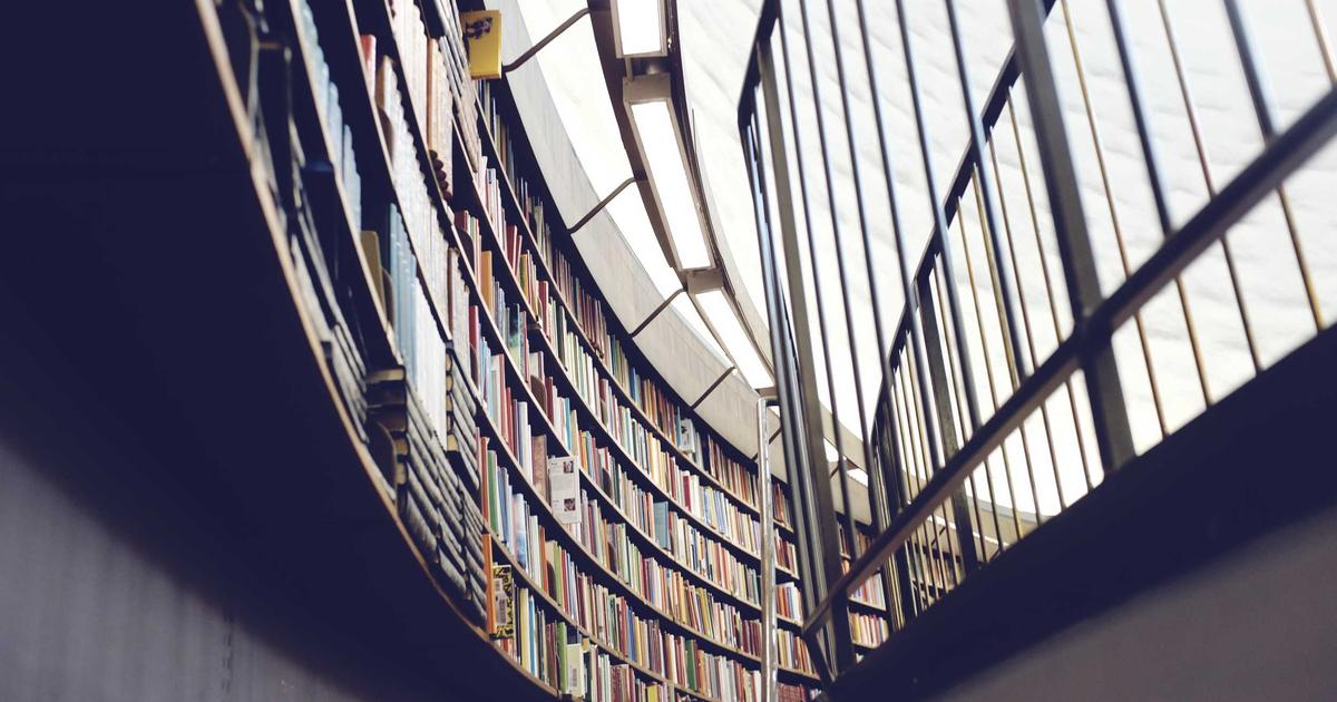 Sanctum Chamber: Where Conversations Come Alive